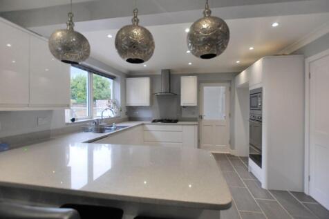 Dashwood Road, Gravesend, Kent, DA11 photo 5