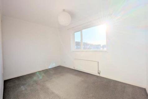 Heath Way, Horsham, RH12 photo 5