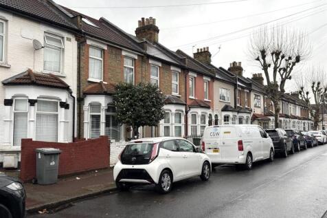 21, Thorpe Road London, E6 2HS