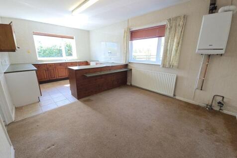 Open Plan Kitchen / Diner