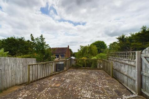 CAM03218G0-PR0261-STILL004