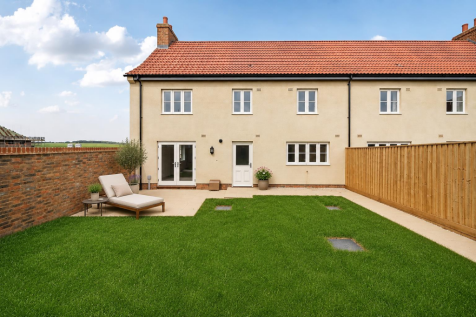 Plot 13 Garden staging .png