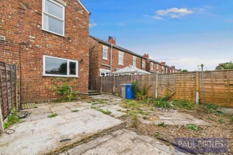 CAM04378G0-PR0188-STILL027.jpg