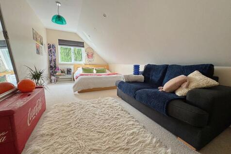 Double Bedroom Tw...