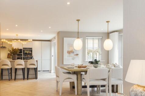 kitchen / dining