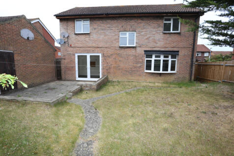 4 bedroom Detached for rent