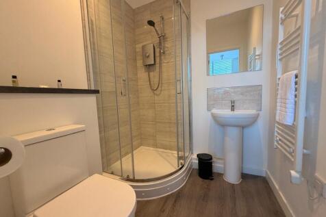 En-suite Bathroom