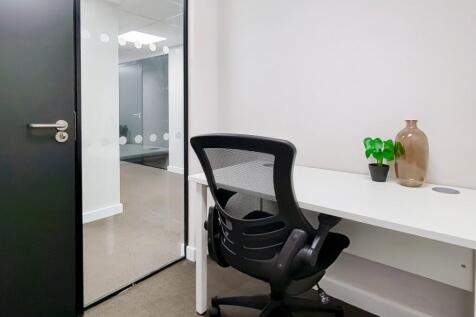 Serviced Office to rent Image 4