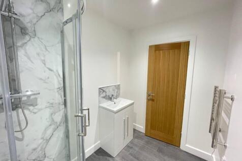 Copenhagen Flat  2 Bathroom 2.jpg