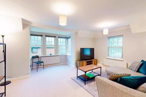 8-Castleton-Court-West-Park-02092024_102300