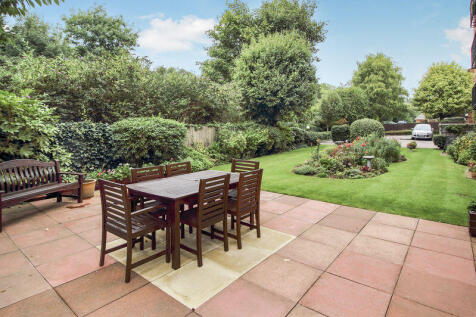 COMMUNAL GARDENS
