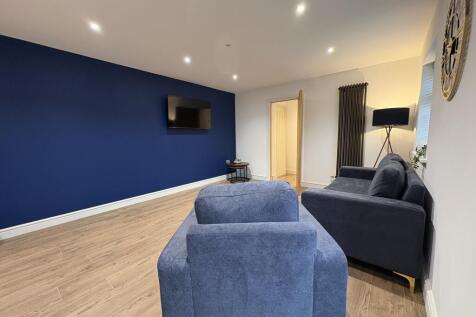 Room 3, Ashby Road, Woodville, Swadlincote, Derbyshire photo 4