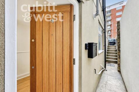 Own Entrance