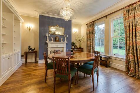 Lea House-dining.jpg