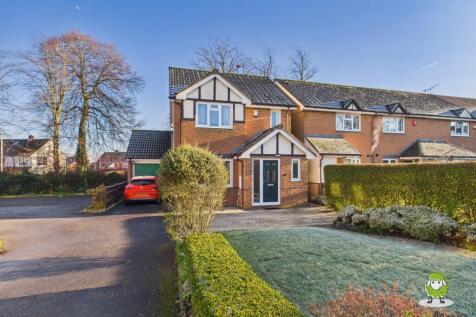EweMove Estate Agents Basingstoke - St Thomas Clos