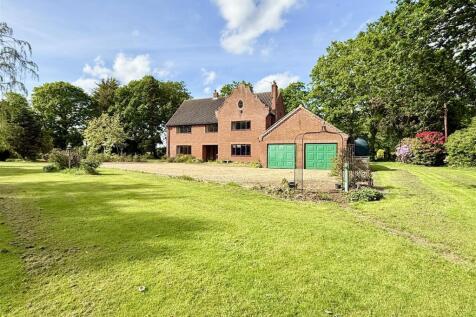 front aspect and garden