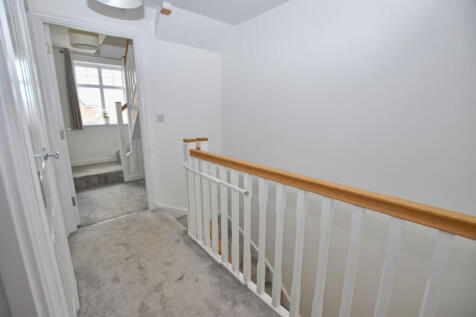 First Floor Landi...