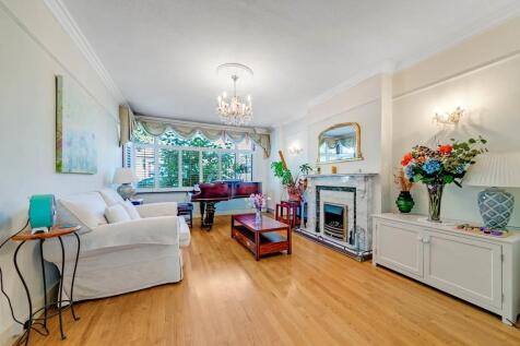 11-2f2824 Chesham Crescent -1-small.jpg