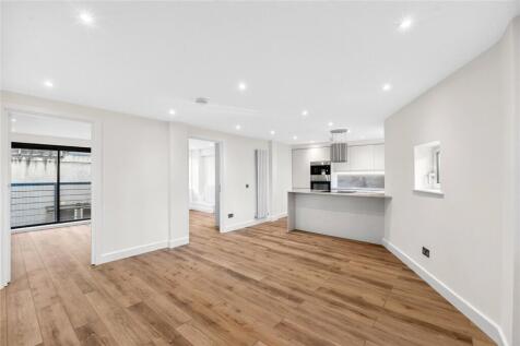 Reception/Kitchen