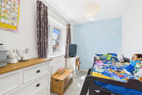 CAM02909G0-PR0479-STILL005