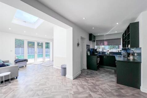 Kitchen / Living / Dining