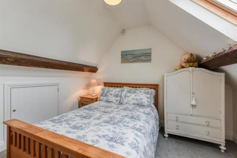 The Gatehouse-bed3a.jpg