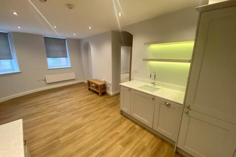 The Hollows, St James Terrace, City Center photo 4