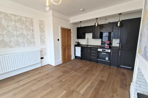 Stanhope Road, St. Albans, Hertfordshire, AL1 photo 4