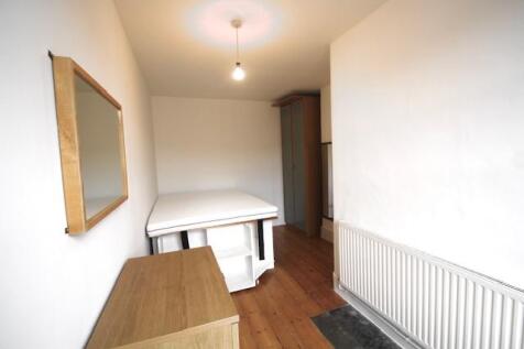 Gibson Gardens,London,N16 photo 3
