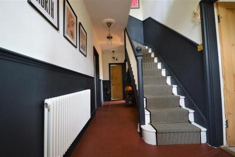 Entrance Hall.JPG
