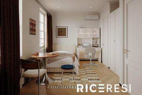 Studio flat on 65 Hartield Crescent, London, SW19, £2,100/mo