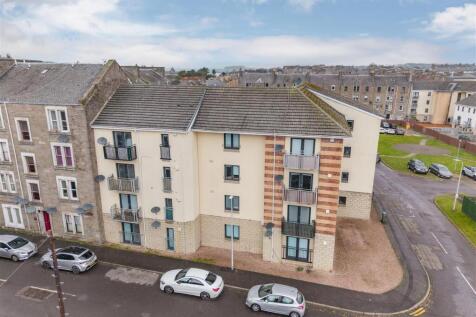 10 West Court Dundee-3.JPG
