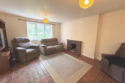 Ashbourne Road, Bradnop, Leek photo 5