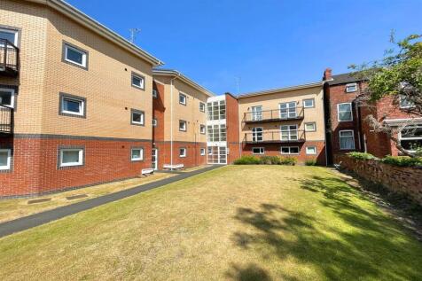 Sale, M33 - property photo