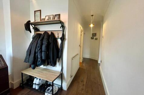 13bc3f4b-0c10-493...