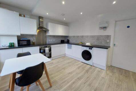 Communal Kitchen