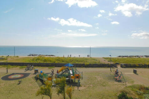Coastguard Walk, Felixstowe photo 3
