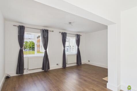 35 Hilltop Gardens, Dartford, Kent. DA1 5JF photo 3