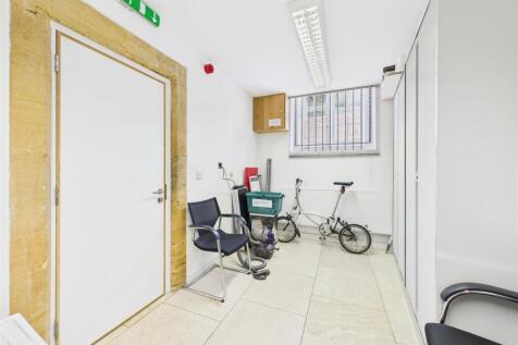 Somerset House, Taunton TA1 1SF | Hollis Morgan Li