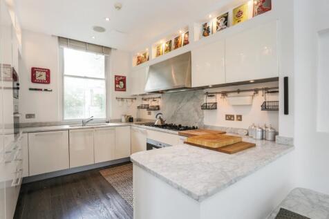 Upper Maisonette,...