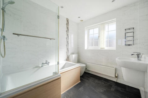 1438334-9-69ce3bd...