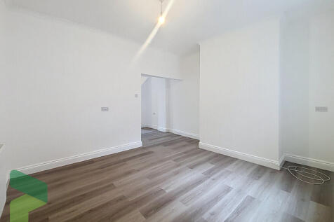 Blackburn Road, Darwen photo 4