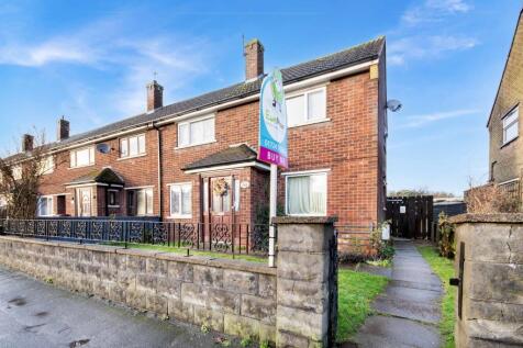 Estate Agents EweMove Scunthorpe - Front Aspect