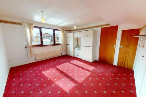 Master bedroom (first floor)
