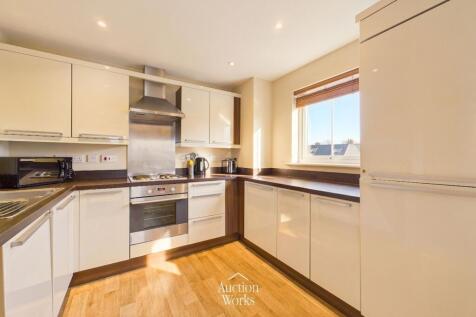 Kitchen / Living Area