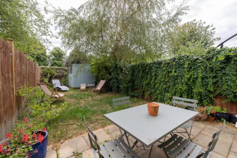 Trumpington Road, E7