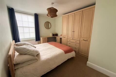 Winchester House, 112-114 Winchester Road, Romsey, Hampshire, SO51 photo 5