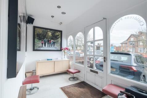 210 Abbey Road (4 of 16).jpg