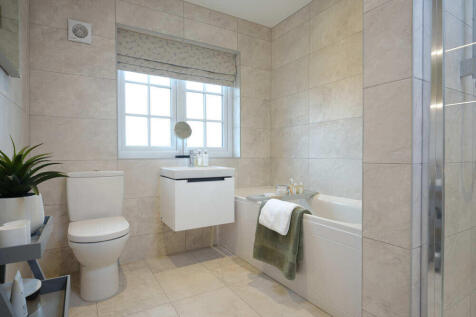 The Lincoln Semi - Bathroom