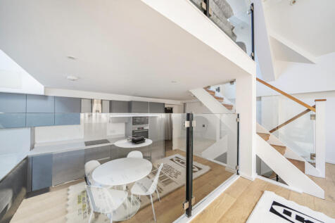 1376412-9-691c78c...